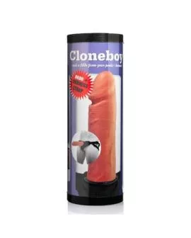 CLONEBOY - DILDO & GURTGURT