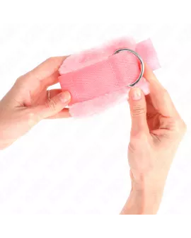 KINK - Pelzgefütterte Handgelenkfesseln Rosa Verstellbar 17-31 cm