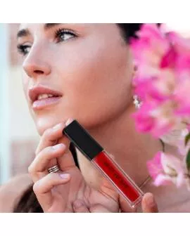 EYE OF LOVE – MATCHMAKER CRIMSON KISS ROTER LIPPENGLOSS MIT VOLUMENWIRKUNG UND PHEROMONEN 8,5 ML